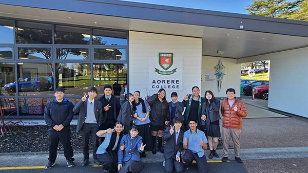 自修館_４〜５年生だけでなく、今年度からは２〜３年生もニュージーランドの姉妹校との交換留学が実施されることに