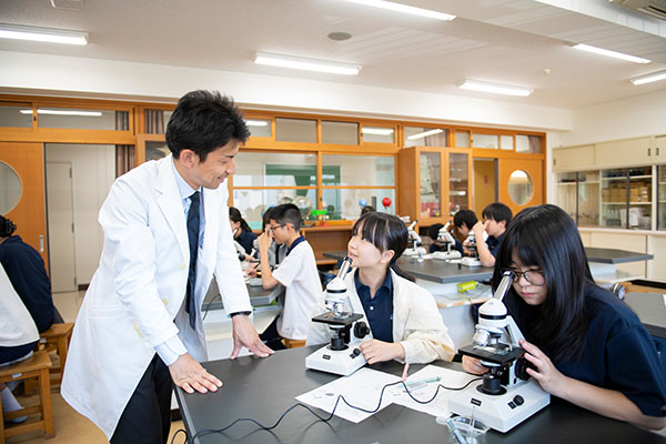 武蔵野東_試行錯誤しながら自分なりの答えを探っていく
