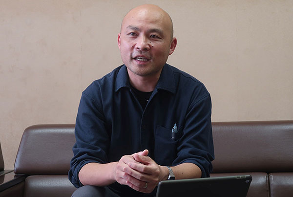 日本学園_国際理解教育委員長の勝田宏毅先生