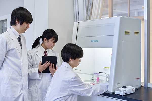 サレジアン国際_教科横断型でより学びを深めるMEDICO