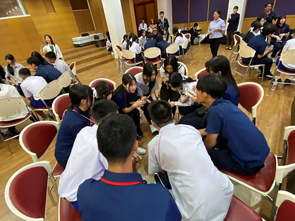 成蹊_多言語が飛び交う学校交流「スタートアップキャンプ in バンコク」