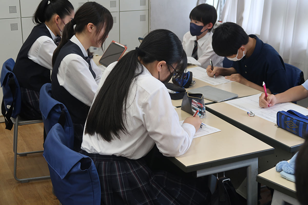 東京都市大学等々力中学校